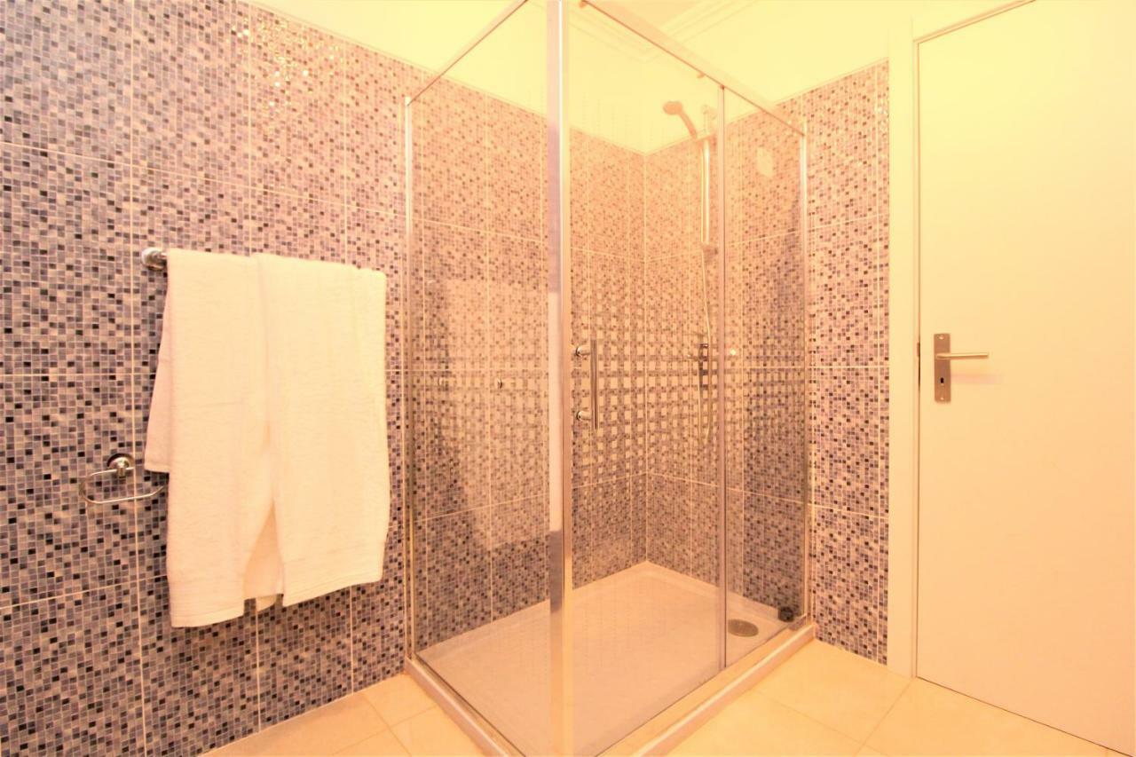 Heart Old Town City Center Apartment 5 Stars Funchal  Buitenkant foto